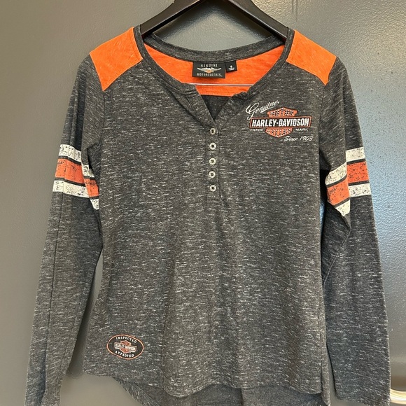 Harley-Davidson S NWOT Gray and Orange Long Sleeve Tee “Gas Can” - Picture 3 of 14